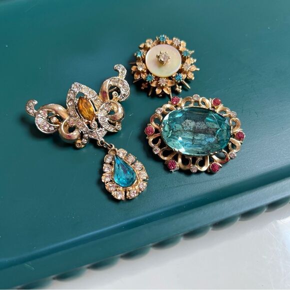 Stunning 3 Piece Vintage 50s 60s MCM Atomic Era Aqua Tone Crystal Brooch Pin Lot - Picture 3 of 10